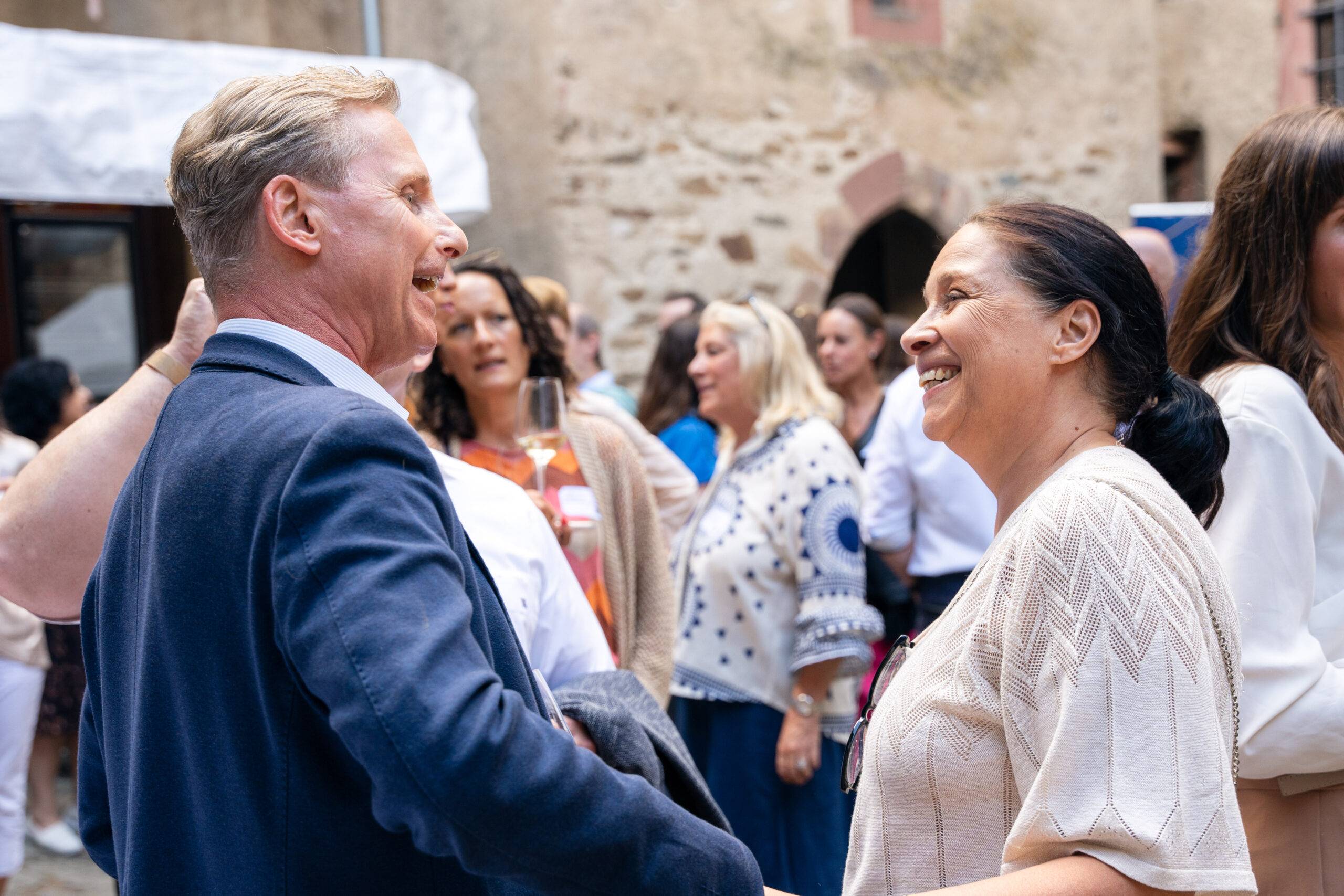 Oliver Möller und Birgit Hass beim Finfluencen