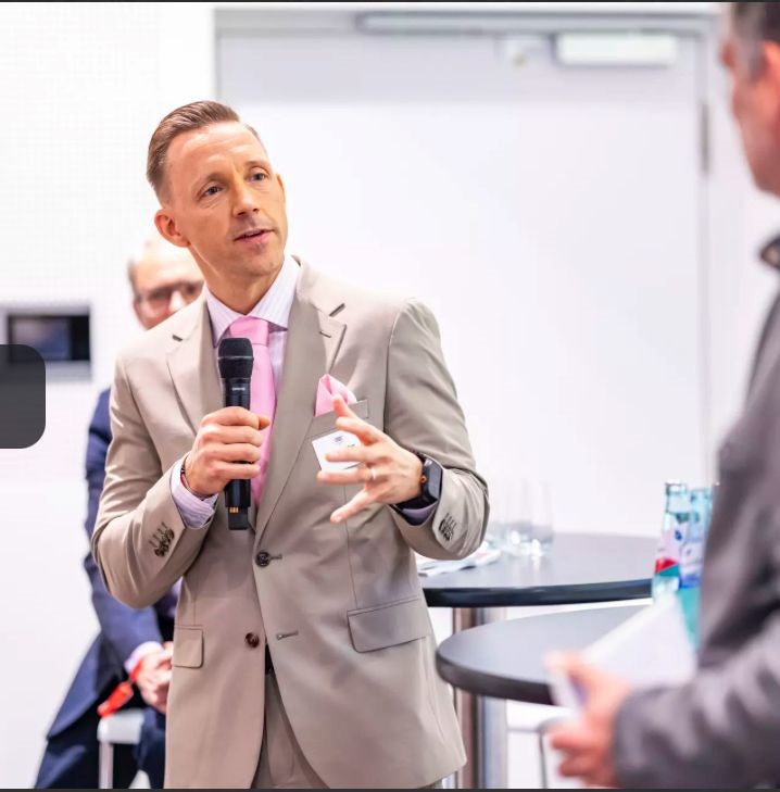 Daniel Ritter beim Finfluencer Circle Award 2025