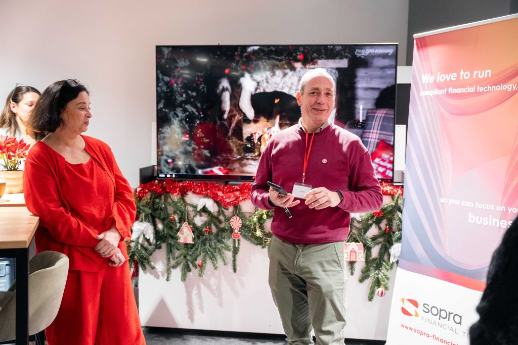 Carsten Fritz präsentiert den neuen Finfluencer Circle Song