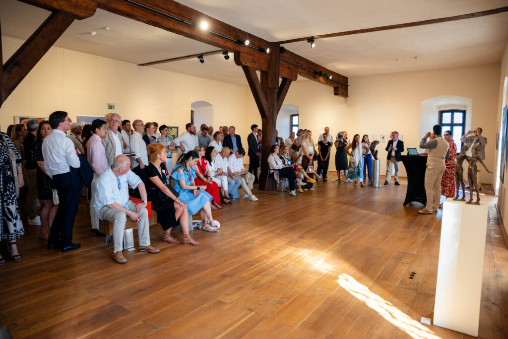Die Ausstellungsräume des 21. Finfluencer Circles auf Burg Kronberg im Rahmen des ART SUMMERS